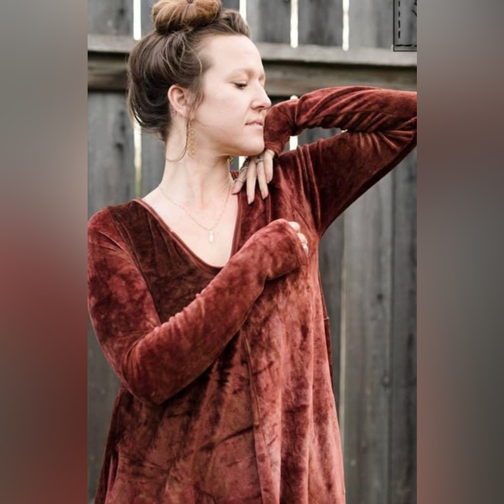 Sinew Moon PoG ruby bamboo velour XS/S
